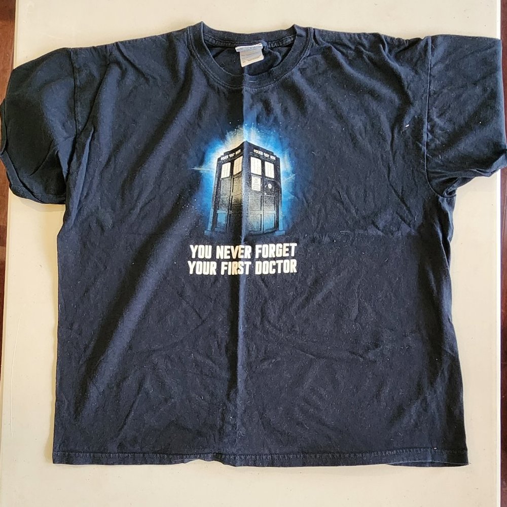 Doctor Who Tardis Black T-Shirt XL Ripple Junction